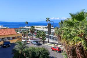 Fotografie z fotogalerie ubytování Beautiful spacious 1 bedroom apartment with a Pool, Marina Palace 608 v destinaci Playa Paraiso