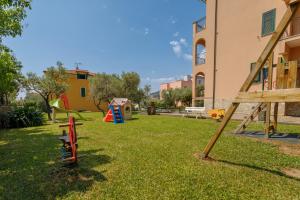 Herní místnost nebo prostor pro děti v ubytování Residence Mizar 2