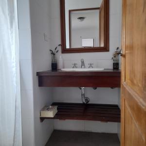 A bathroom at Casa barrio Los Troncos "La Magnolia"