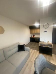 Posedenie v ubytovaní Lake View Penthouse