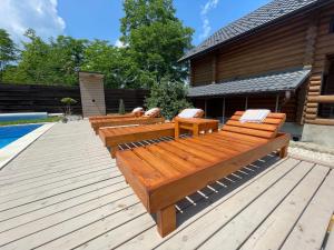 Gallery image of Wild River in Neporotovo