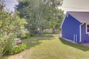 Zahrada ubytování Cozy Wisconsin Abode Walk to Lake Michigan!