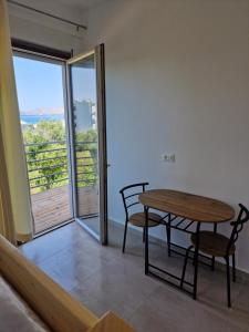 Balkón nebo terasa v ubytování Kailin's home