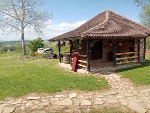 Foto da galeria de KONACI ČAKAREVIC em Dragačica