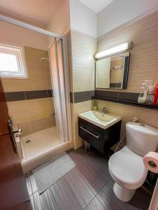 Koupelna v ubytování Mezzarina apartment ayia napa