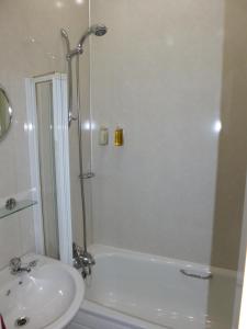 Fotografie z fotogalerie ubytování Macdonald House v destinaci Inverness + 37 fotografií