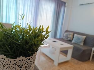 Ein Sitzbereich in der Unterkunft in the heart of Playa del Inglés