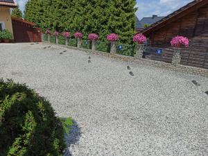 Vonkajšia záhrada v ubytovaní Apartamenty i Pokoje u Doroty