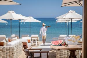 Gambar di galeri bagi Parthenis Beach, Suites by the Sea di Malia