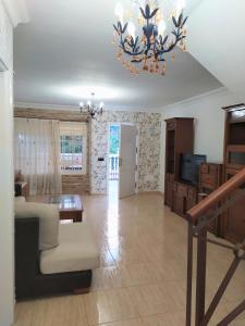A seating area at Casa Sagittarius Ocean view
