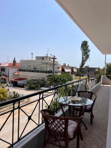 Μπαλκόνι ή βεράντα στο Dimitra House Entire apartment with balcony and view