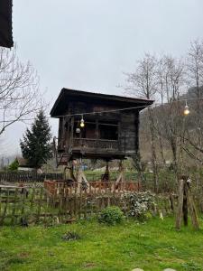 Kép Zeni de Vore Serender & House szállásáról Rizében a galériában