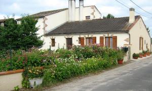 Το κτήριο όπου στεγάζεται  το bed & breakfast