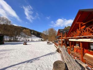 Hospůdka pod Rablinů durante el invierno