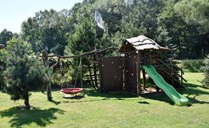 Zona de juegos infantil en Hospůdka pod Rablinů
