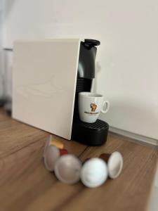 Příslušenství pro přípravu čaje a kávy v ubytování Apartmani BMD