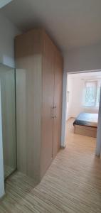 Ένα ή περισσότερα κρεβάτια σε δωμάτιο στο Chic Studio