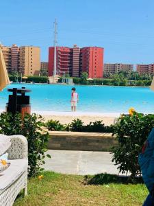 Imagen de la galería de LUNA Residence Porto Golf Marina Sia Lagoon 2 Bedroom Challet with Garden Families only, en El Alamein