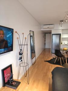 Μια τηλεόραση ή/και κέντρο ψυχαγωγίας στο Departamento increíble en Av. Libertador, Belgrano