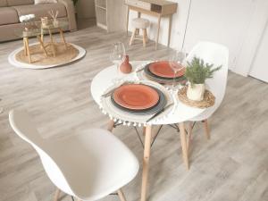 Posezení v ubytování LE BOHEMIEN *STUDIO 30m²*WIFI*PARKING PRIVE*CALME + 28 fotografií