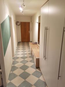 Fotografie z fotogalerie ubytování Esslinger Hauptstr Spacious apartment with loggia ve Vídni