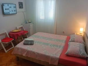 Posteľ alebo postele v izbe v ubytovaní Guesthouse Eljuga Family