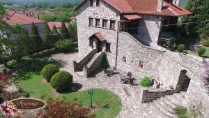 Vonkajšia záhrada v ubytovaní Guesthouse Agonari