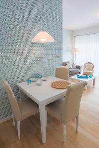 Posedenie v ubytovaní Apartment Bloo Suite