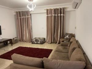 Fotografie z fotogalerie ubytování FULLY FURNISHED APPARTMENT IN MADINATY - NEW CAIRO - CAIRO v destinaci Madinaty