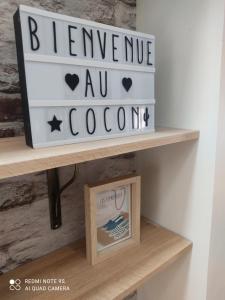 Certyfikat, podpis lub inny dokument wystawiony w obiekcie Le Cocon des Hortillonnages d'Amiens