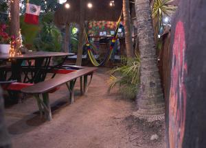 Εστιατόριο ή άλλο μέρος για φαγητό στο Kin Hostal and Camping