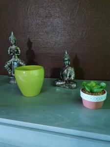 Photo de la galerie de l'établissement Chambre zen, à Motteux 8 autres photos