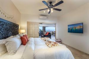 Fotografie z fotogalerie ubytování Ventanas Condo with Pool v destinaci Cabo San Lucas