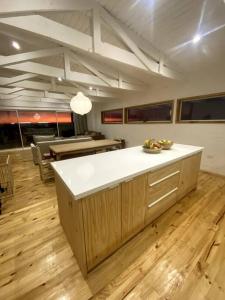 Billede fra billedgalleriet på Buchuvillas Surf House i Buchupureo