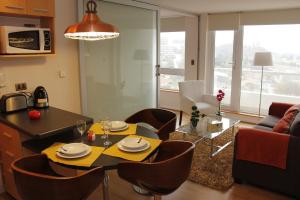 Kuhinja ili čajna kuhinja u objektu Concepción Suites