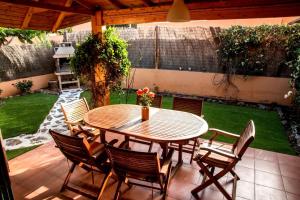 Ogród w obiekcie Vivienda Vacacional Orquidea