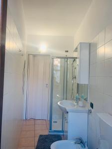 Koupelna v ubytování Il Cortiletto + 19 fotografií