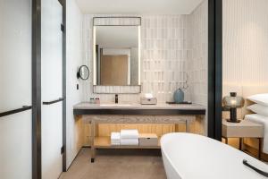 Koupelna v ubytování Sheraton Beihai Resort