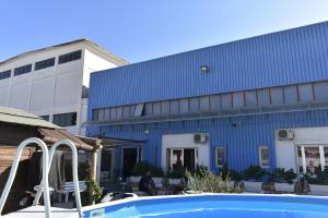 The swimming pool at or close to Ostello Salento