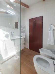 A bathroom at Apartment Ines
