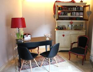 Kuchyň nebo kuchyňský kout v ubytování Guesthouse Le Vauban