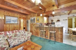 Setusvæði á 2295-Cozy Bear Cabin chalet