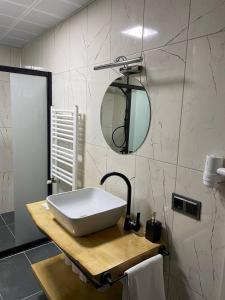 Koupelna v ubytování ChebiSuit
