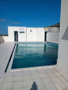 1 bedrm Apt wi-fi rooftop pool 내부 또는 인근 수영장