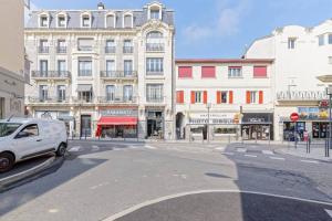 Gallery image of Sirona Bay Biarritz - Plages - Casino - WIFI - VOD in Biarritz