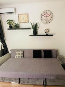 Posedenie v ubytovaní Klebi’s apartmanház