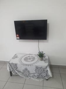TV in/ali zabaviščno središče v nastanitvi The netizen studio mrt cheras
