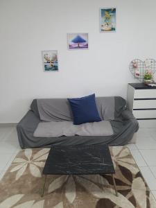 Predel za sedenje v nastanitvi The netizen studio mrt cheras