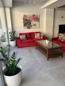 Imagen de la galería de Petra Hotel, en Agia Galini