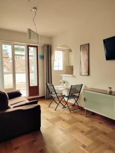 Studio with large terrace sea view 4th floor
